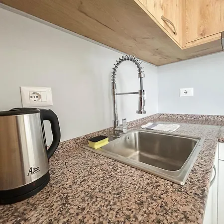 Sunset Shores Residences Apartment *