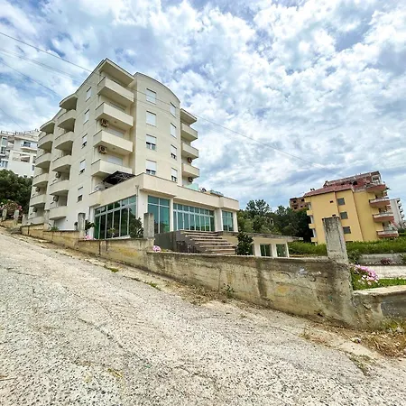 Sunset Shores Residences *